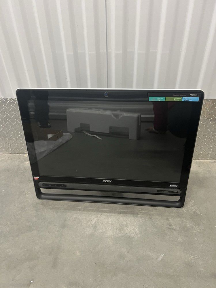 ACER ASPIRE Z3-105 ALL-IN-ONE DESKTOP PC WITH 23 INCH TOUCH SCREEN, AMD A4 PROCESSOR, AND WINDOWS 8
