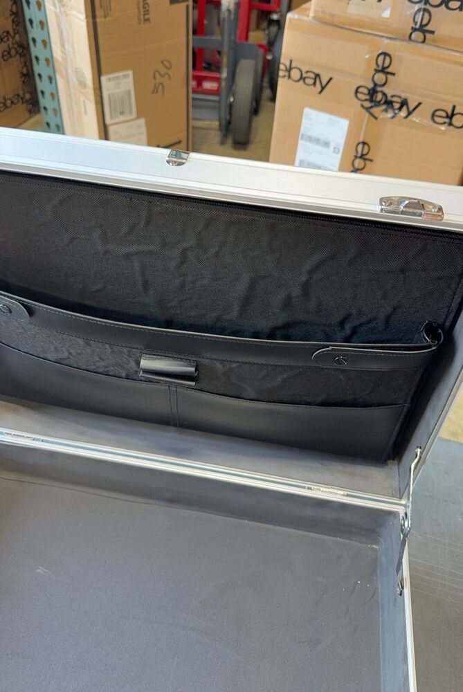 T.z Aluminum Storage Case with 2 Keys, 20*14*5.8 Inches, Silver