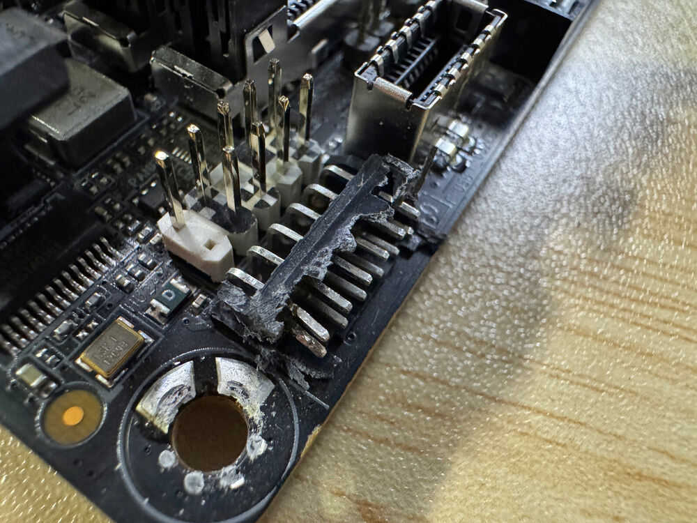 Gigabyte Z590I AORUS Ultra Mini-ITX Motherboard with Intel 1200 LGA