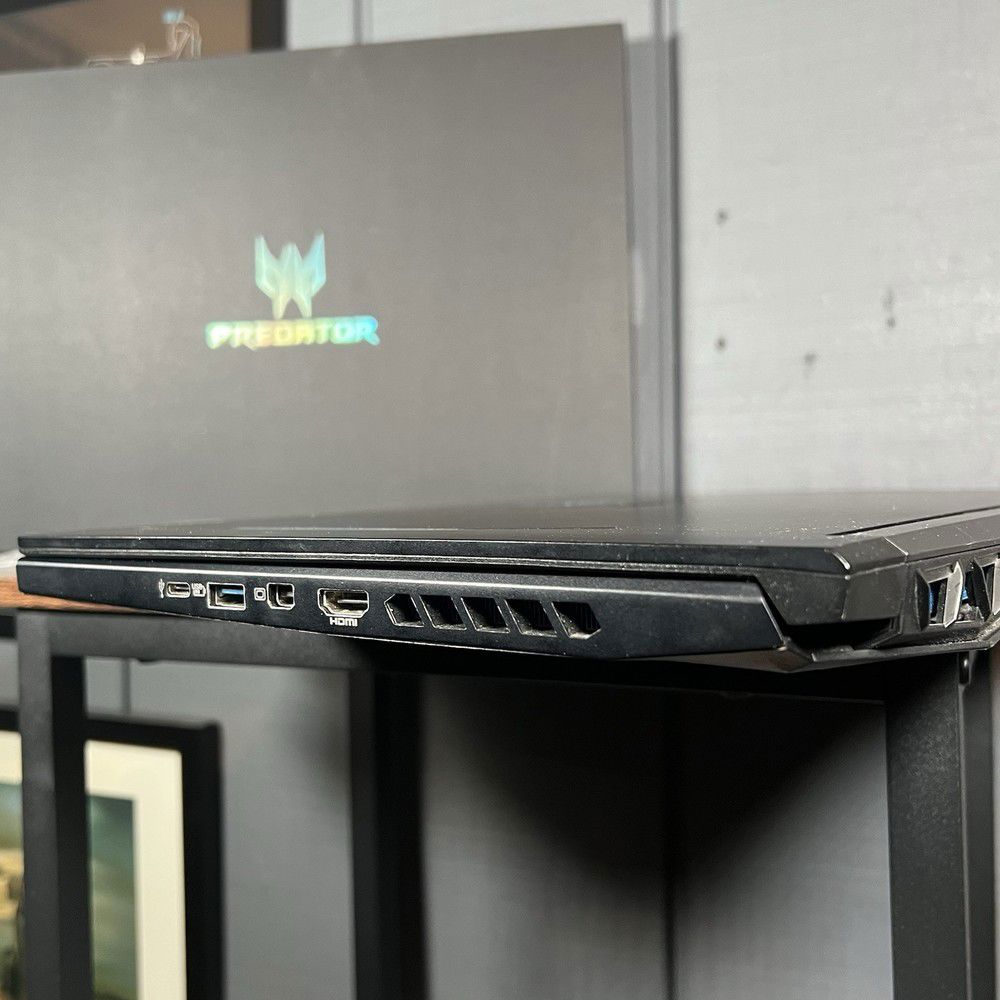 Acer Predator Helios 300 Gaming Laptop with i7-9750H, 16GB RAM, 512GB SSD, GTX 1660 Ti