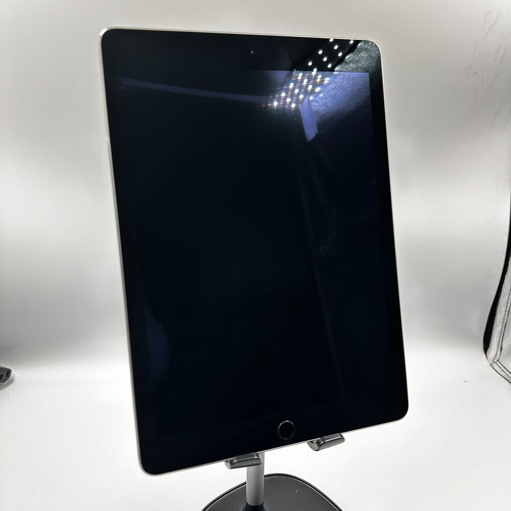 Apple iPad Air (2nd Gen) - 16GB/32GB/64GB/128GB - WIFI - A1566 - Used