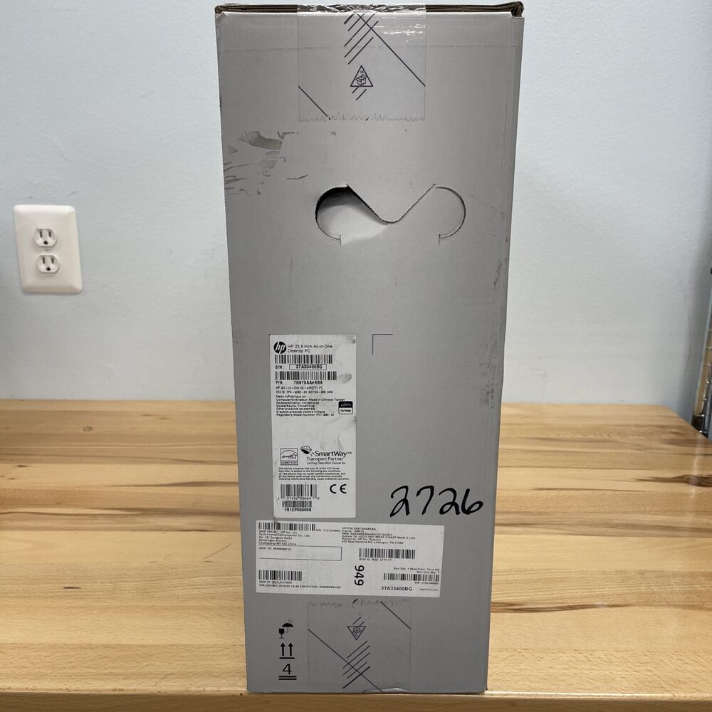 HP 23.8 All-In-One Desktop PC (512GB SSD, 8GB RAM) 24-cr0077c - Shell White
