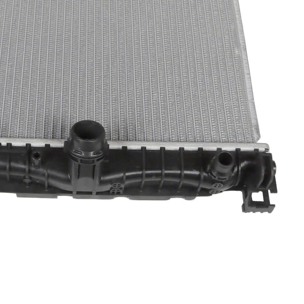 Radiator without Oil Cooler for 2017-2018 BMW 530i, 540i, 740i xDrive L6 3.0L