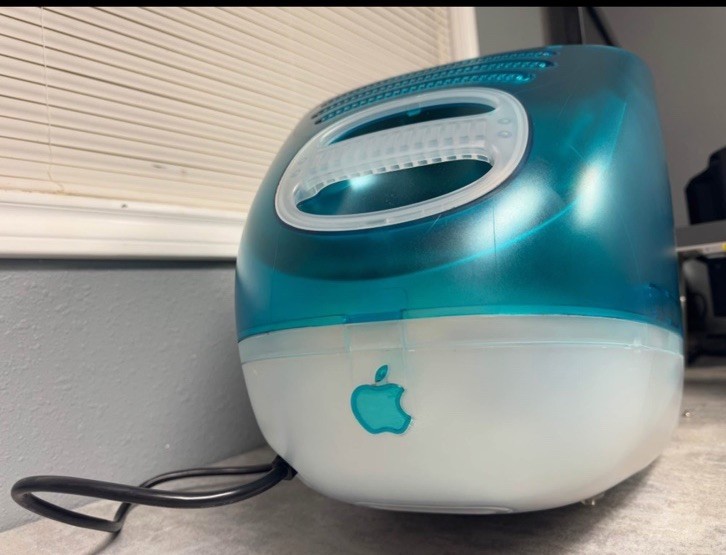 Vintage Apple iMac G3 with Power Cord, Mac OS 9.2, Extremely Clean EUC