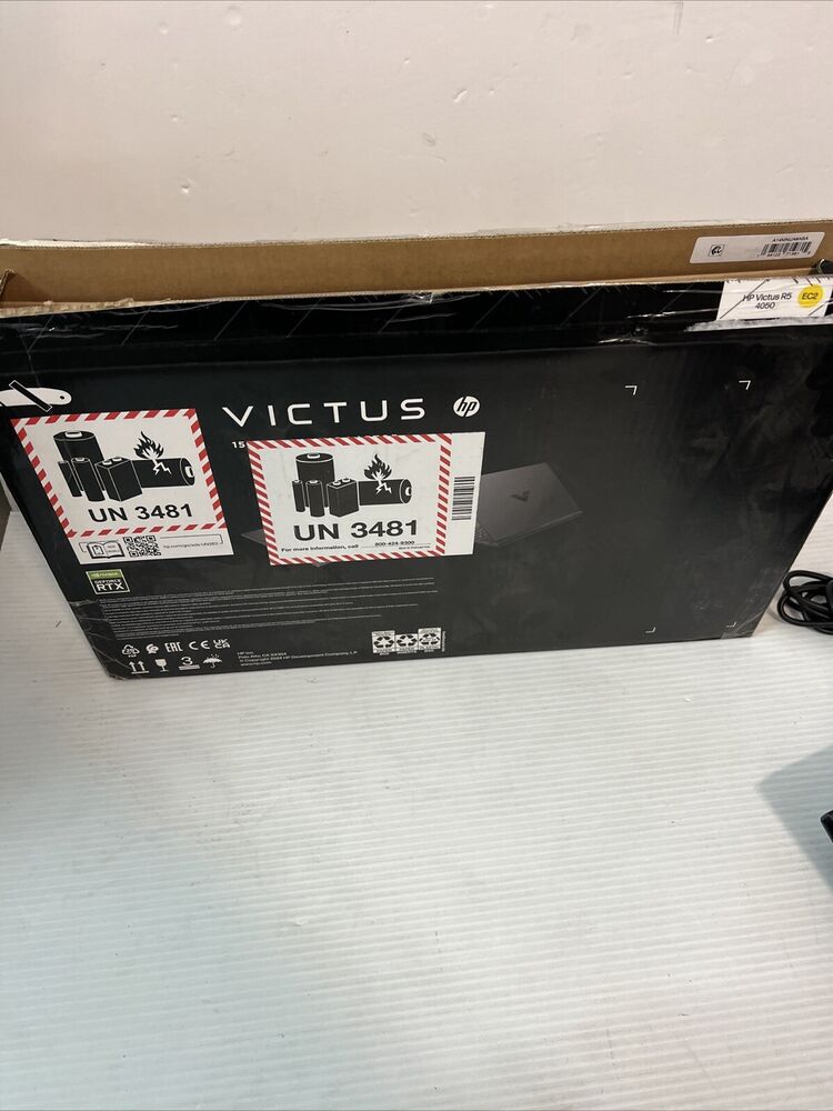 HP Gaming Laptop Victus 15-FB2082WM 15.6" AMD Ryzen 5 8645HS 512GB RTX 4050