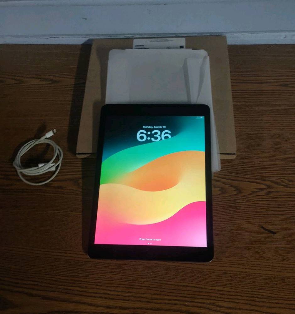 Apple 10.2 iPad 9th Generation 64GB Space Gray Wi-Fi Tablet