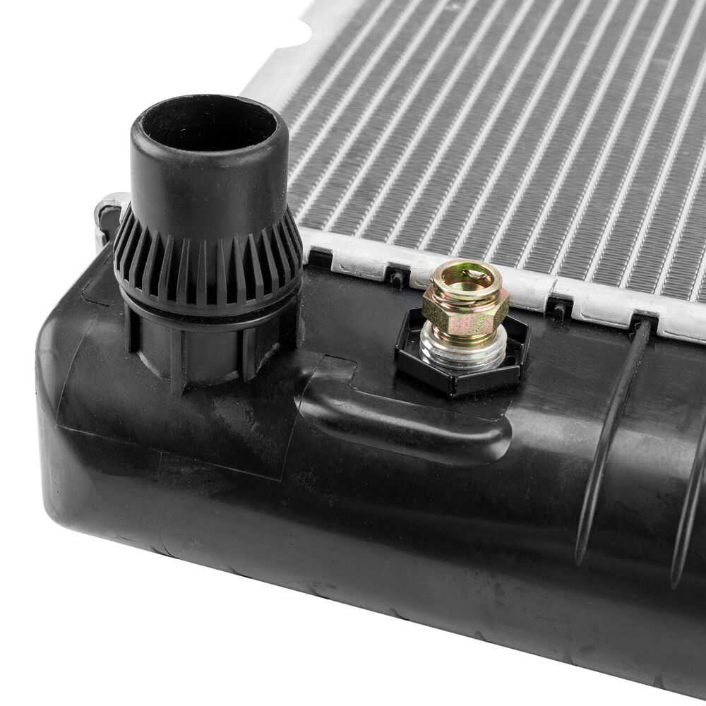 High-Performance Radiator for 2004-2019 Chevrolet Express 2500/3500 & GMC Savana 2500/3500 (4.8L, 6.0L)