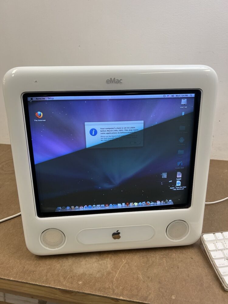 Vintage Apple eMac A1002 All-in-One Power PC with Keyboard & Mouse - Fully Functional Computer