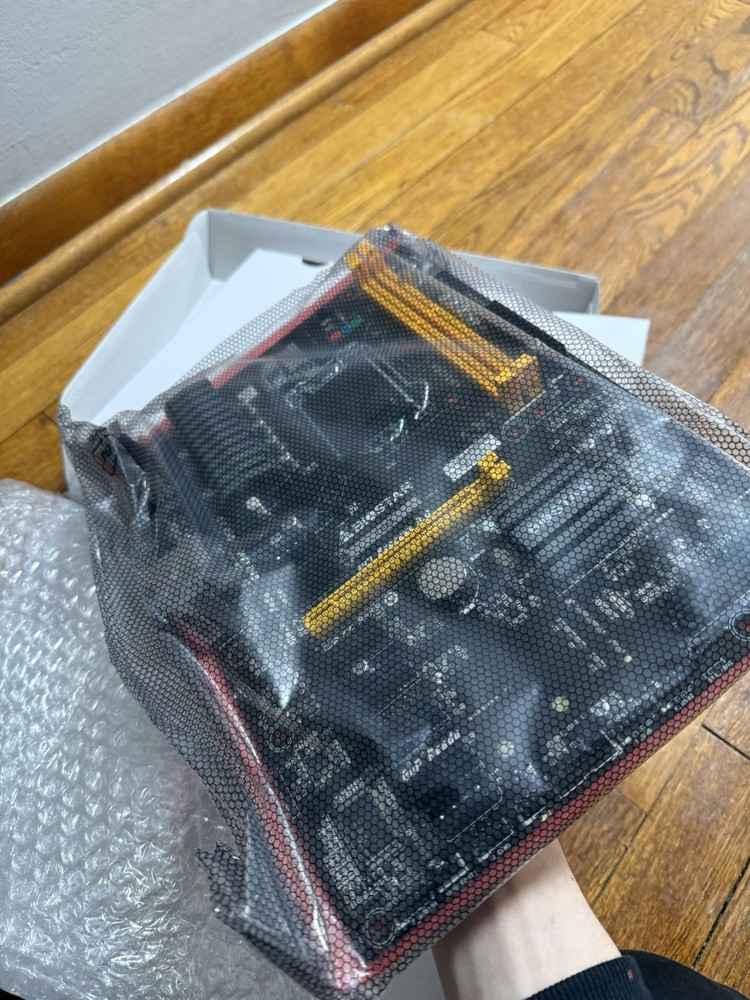 BIOSTAR TB85 Motherboard - Brand New with Original Box