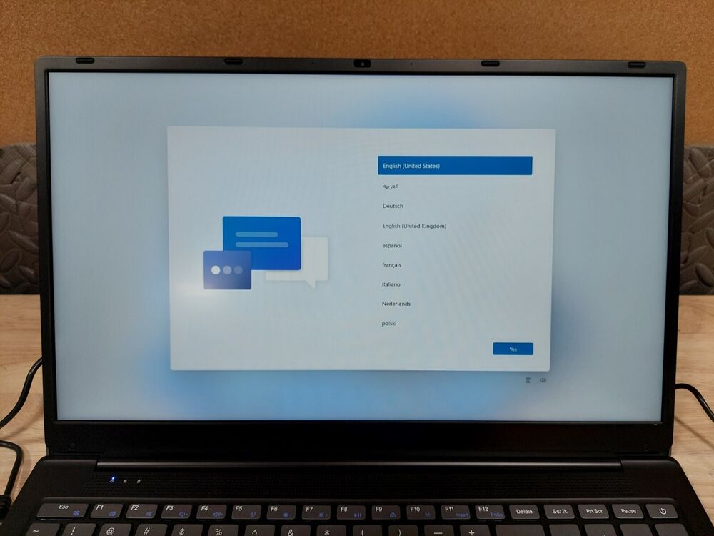 SGIN SGIN-M17S 17.3 FHD Laptop with Intel Core i3-5005U, 128GB SSD, 4GB DDR3, Windows 11 - Open-Box
