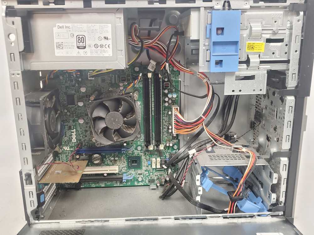 Vintage Gaming Dell Optiplex 7010 with 8GB RAM and 3.2GHz Intel Core i5 Processor