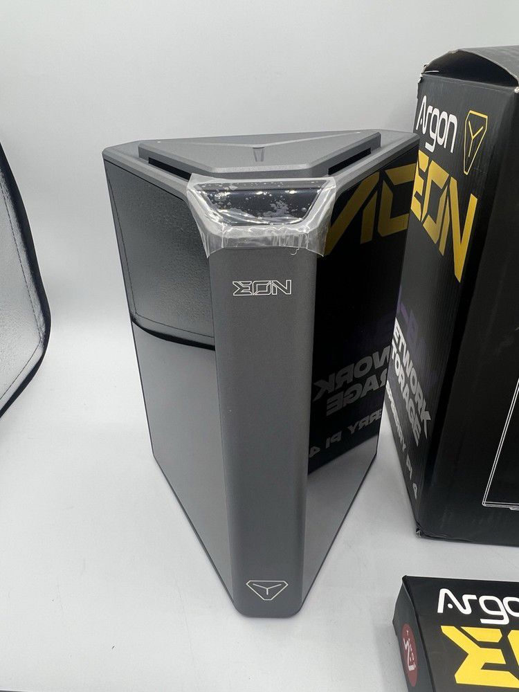 Argon EON Pi NAS Case for Raspberry Pi 4 with Euro Plug