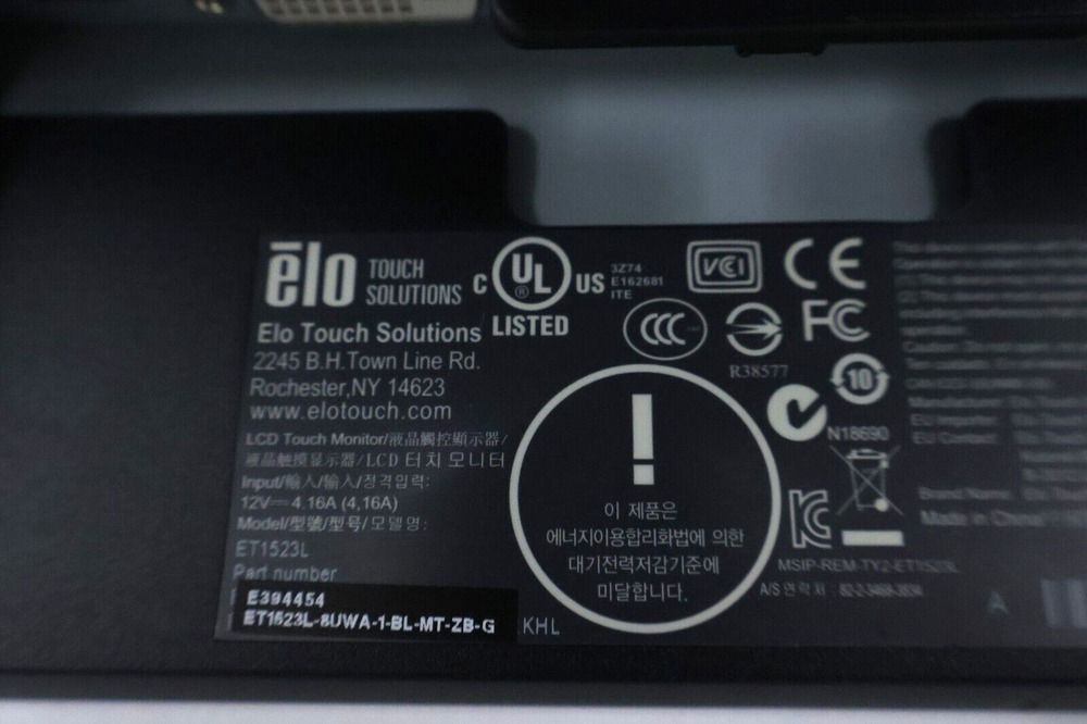 ELO ET1523L 15 Inch Touchscreen Monitor with 4:3 Aspect Ratio, 1024x768 Resolution, and AC Adapter