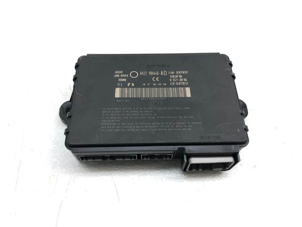 2010-2015 Jaguar XJ XJL Theft Locking Smart Key Control Module OEM