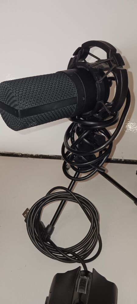 Gaming Equipment Bundle for Computer Enthusiasts