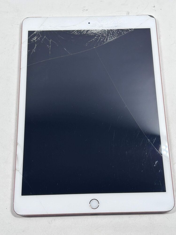 Unlocked Apple iPad 7th Gen 32GB - MW6Y2LL/A (Broken)