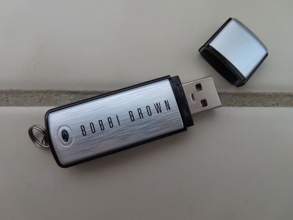 256MB USB 2.0 Flash Drive - Compact Memory Stick for Data Storage