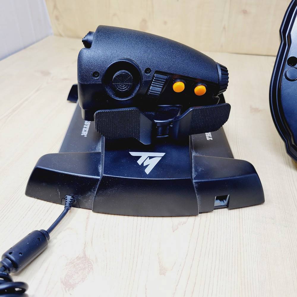 Thrustmaster Hotas T16000M FCS Flight Stick and TWCS Throttle Gaming Equipment