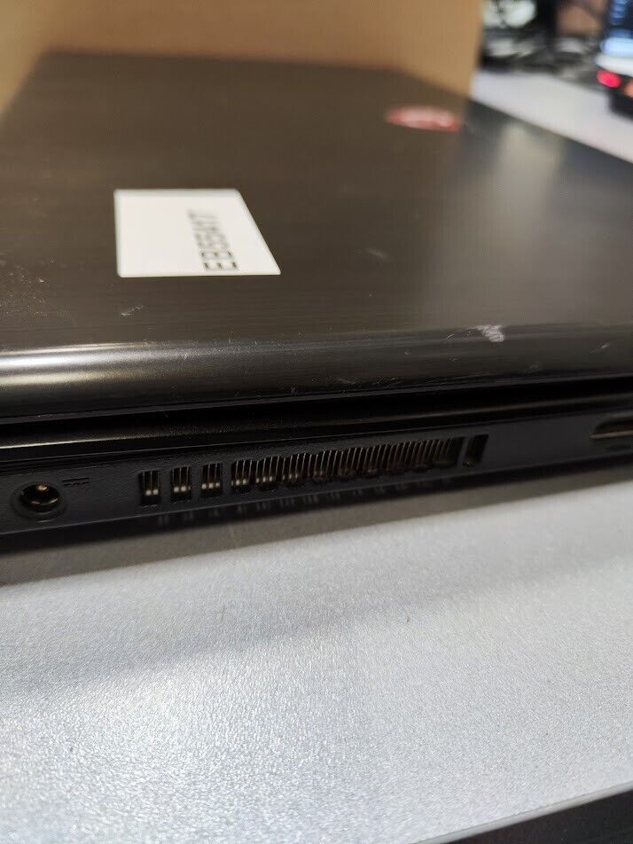 MSI Gaming GP70 2QF Leopard Pro - i5-4210H - GTX 950M - 17.3 FHD Gaming Laptop