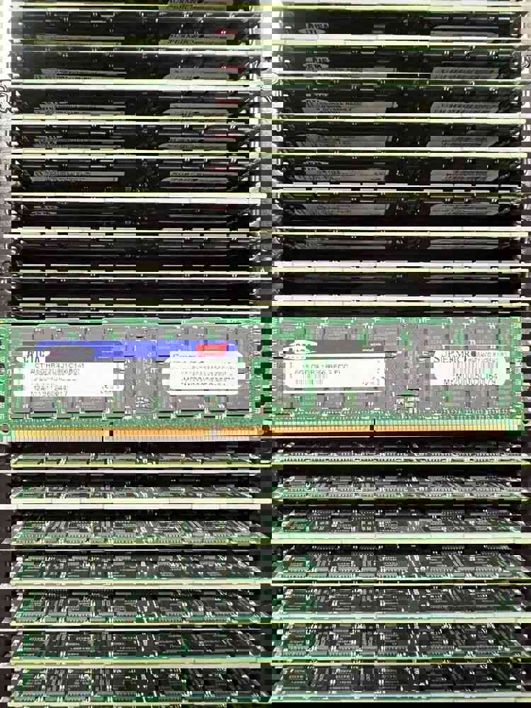 Supermicro Actica 16GB DDR3 1866 MHz ECC REG RDIMM Memory Stick