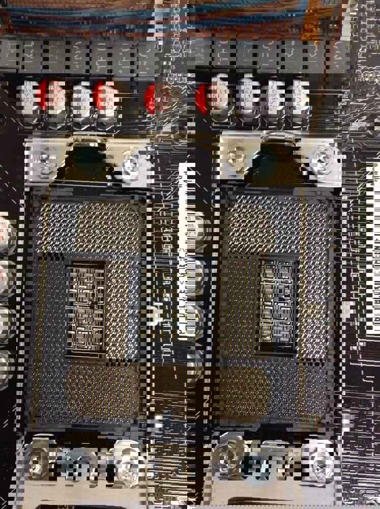 ASUS P6T Deluxe Motherboard with Heatsink