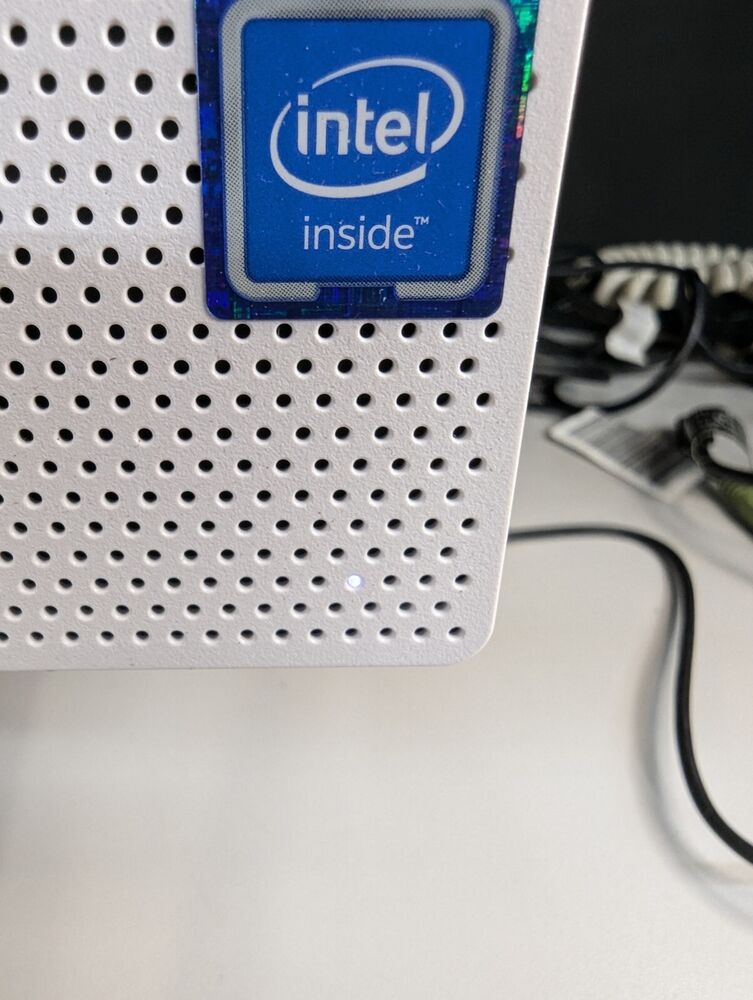 HP All-In-One Desktop Computer with Cracked Screen (Model# hp24-cb0010) - Parts Only