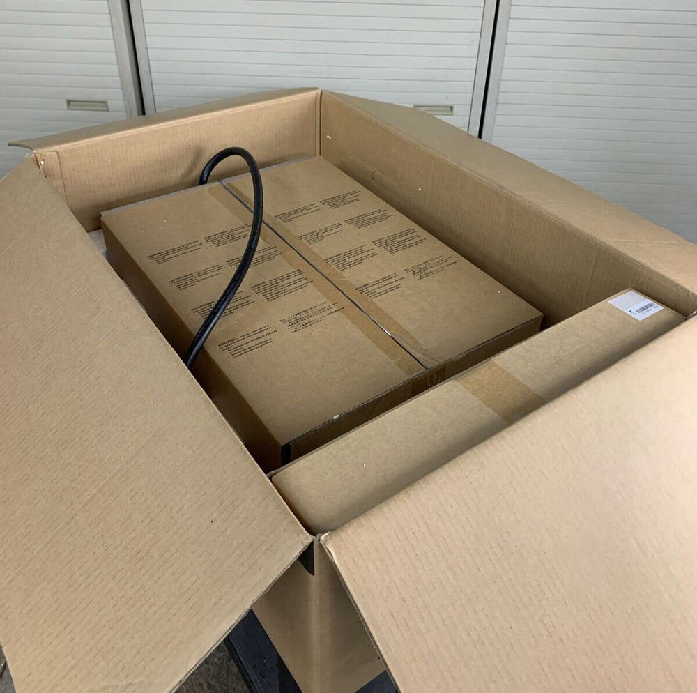Eaton 103005747-6591 Blade UPS Extended Battery Module