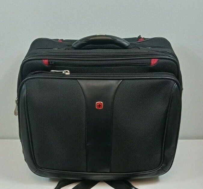 Wenger Patriot Rolling Business Bag - Pre-owned, No Laptop Bag, Free Shipping