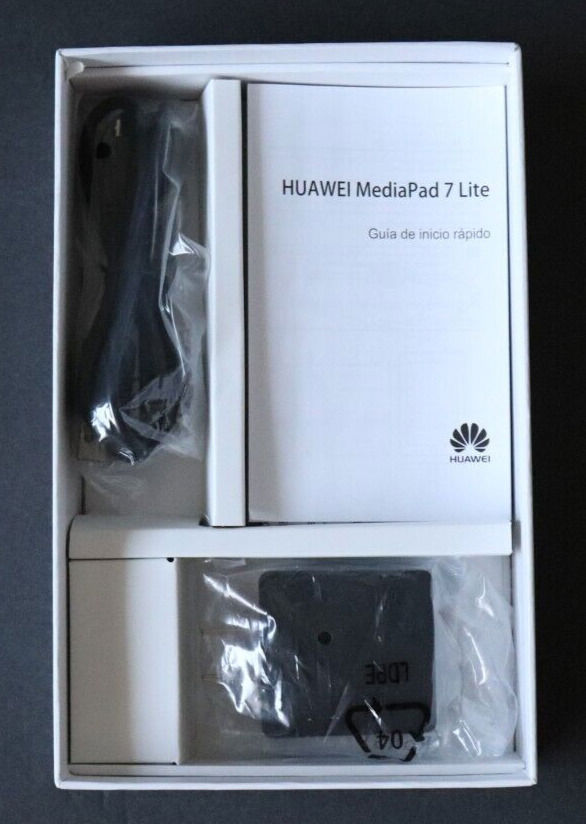 Huawei MediaPad-7 Lite Tablet with Bluetooth, Wi-Fi, and Micro-CD Card Slot