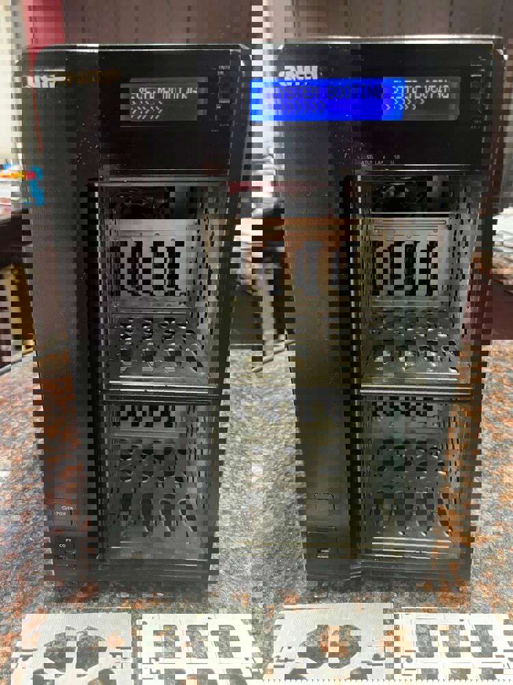 QNAP TS-809 Pro NAS and iSCSI Target Server - VG Condition, No HDD