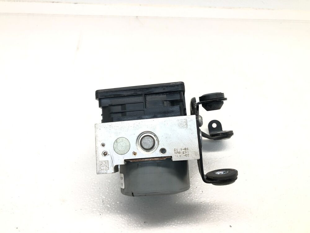 OEM Lincoln Nautilus ABS Anti-lock Brake Pump Module 2019-2023