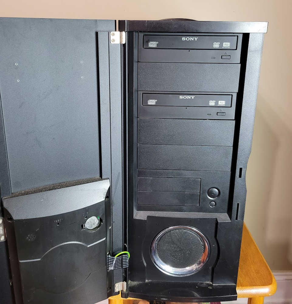 MGE QUANTUM CA-QUANTUM Black 1.0mm SECC Steel ATX Mid Tower Computer Case