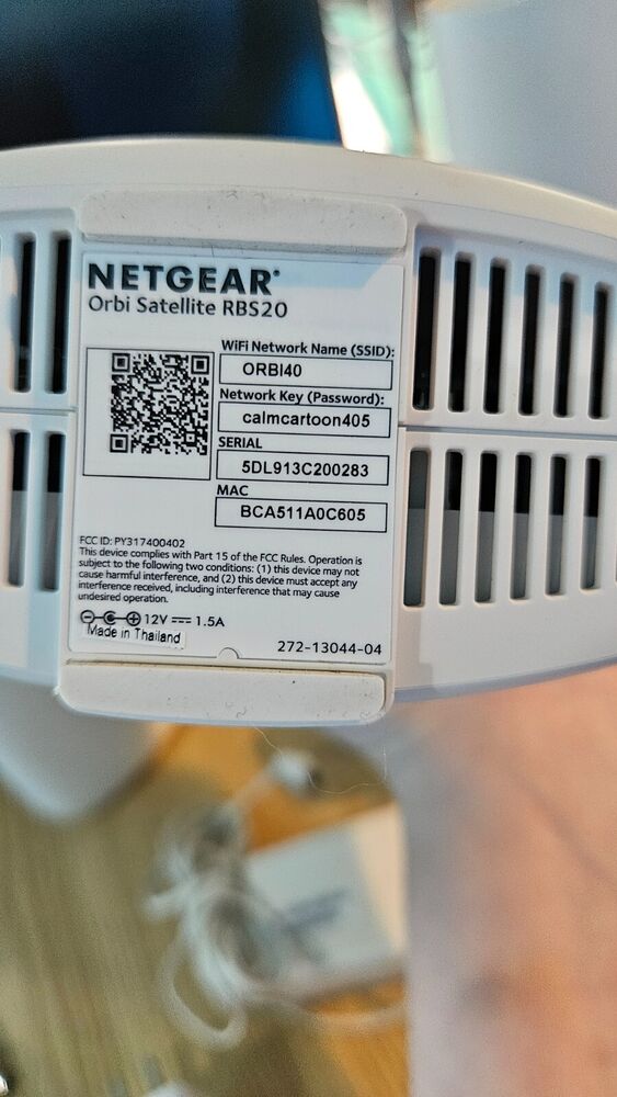 Orbi RBR50 Router with Satellites