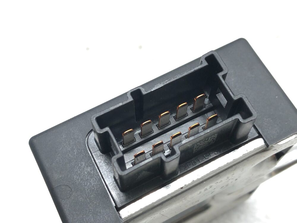 BMW 430i F36 Gran Coupe Fuel Gas Pump Control Module