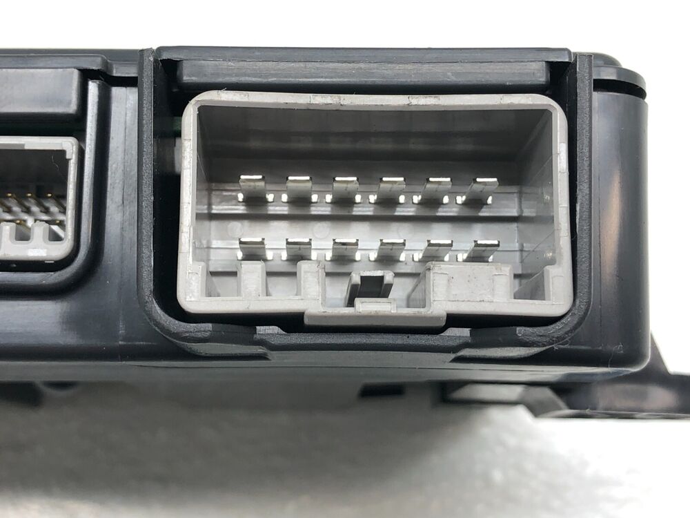 2010-2015 Jaguar XJ XJL Theft Locking Smart Key Control Module OEM