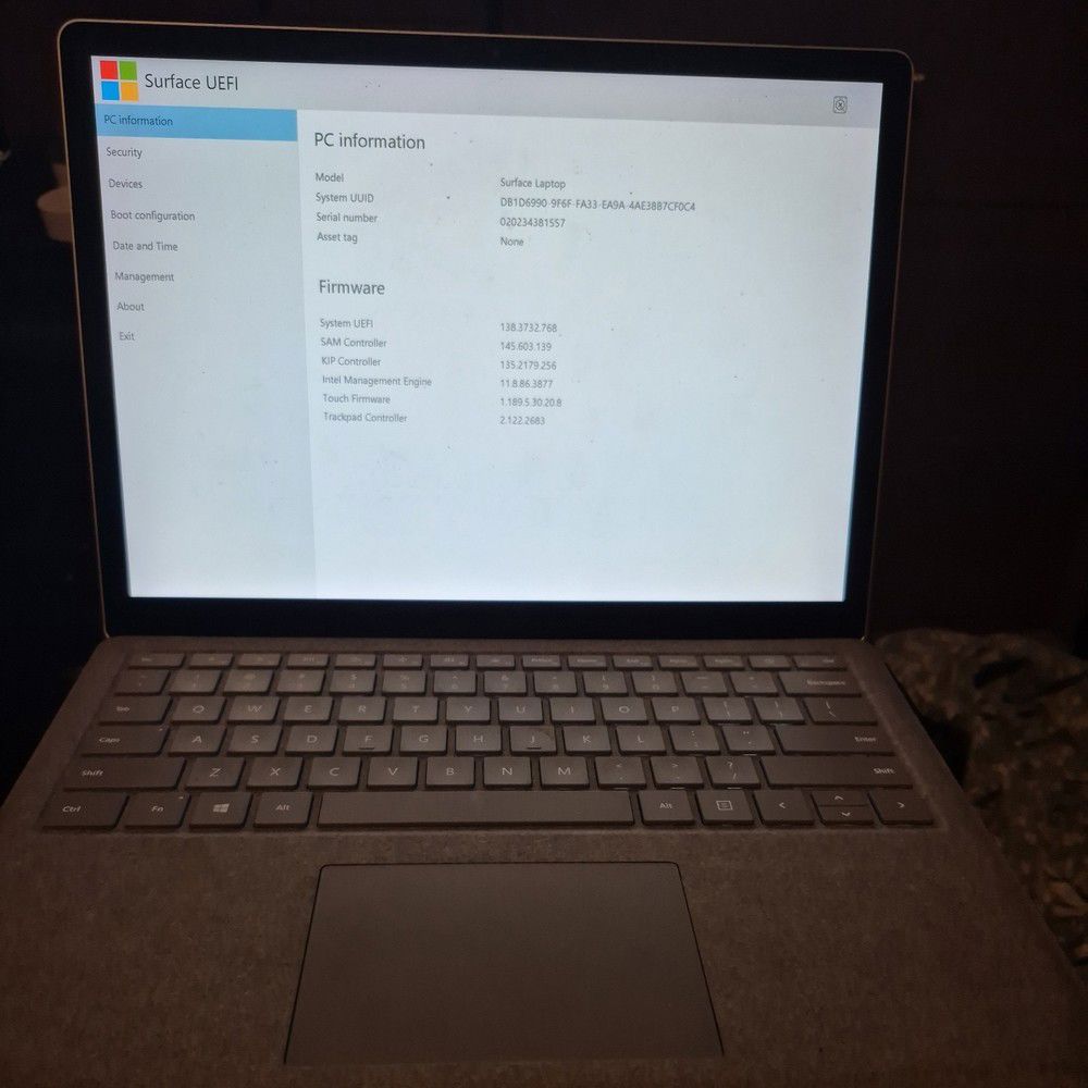 Microsoft Surface Laptop 1st Gen 1769 Core i5-7200U 8GB RAM 256GB SSD No OS