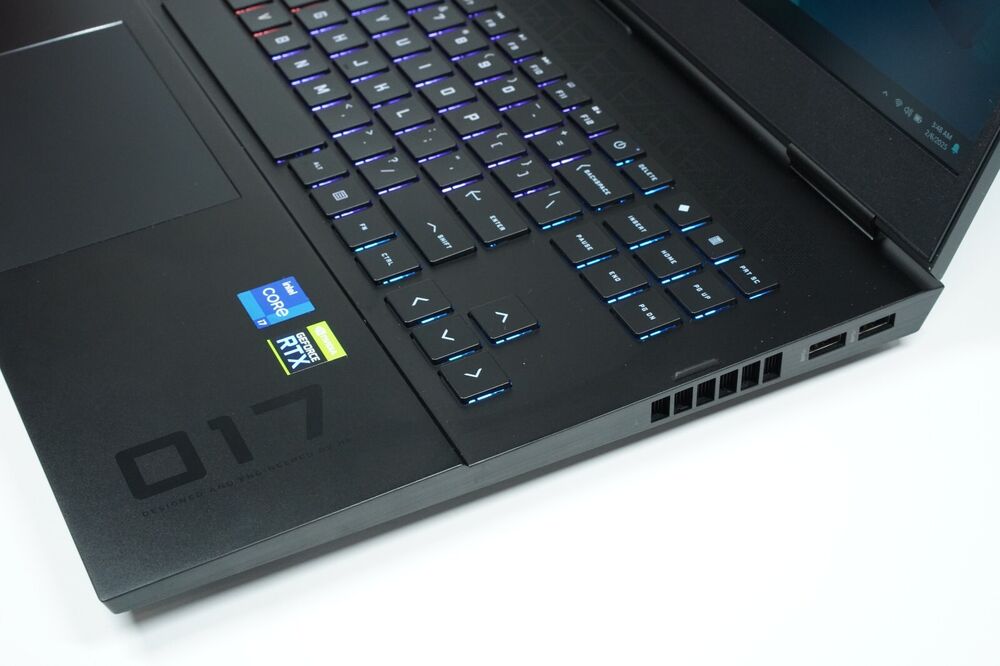 HP OMEN 17 Gaming Laptop (Core i7 11800H, 16GB RAM, RTX 3060, 1TB SSD, FHD 144Hz)