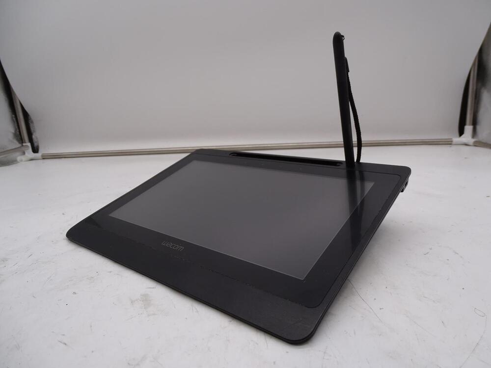 Wacom DTU-1141 Black HD LCD Touch Display Pen Tablet