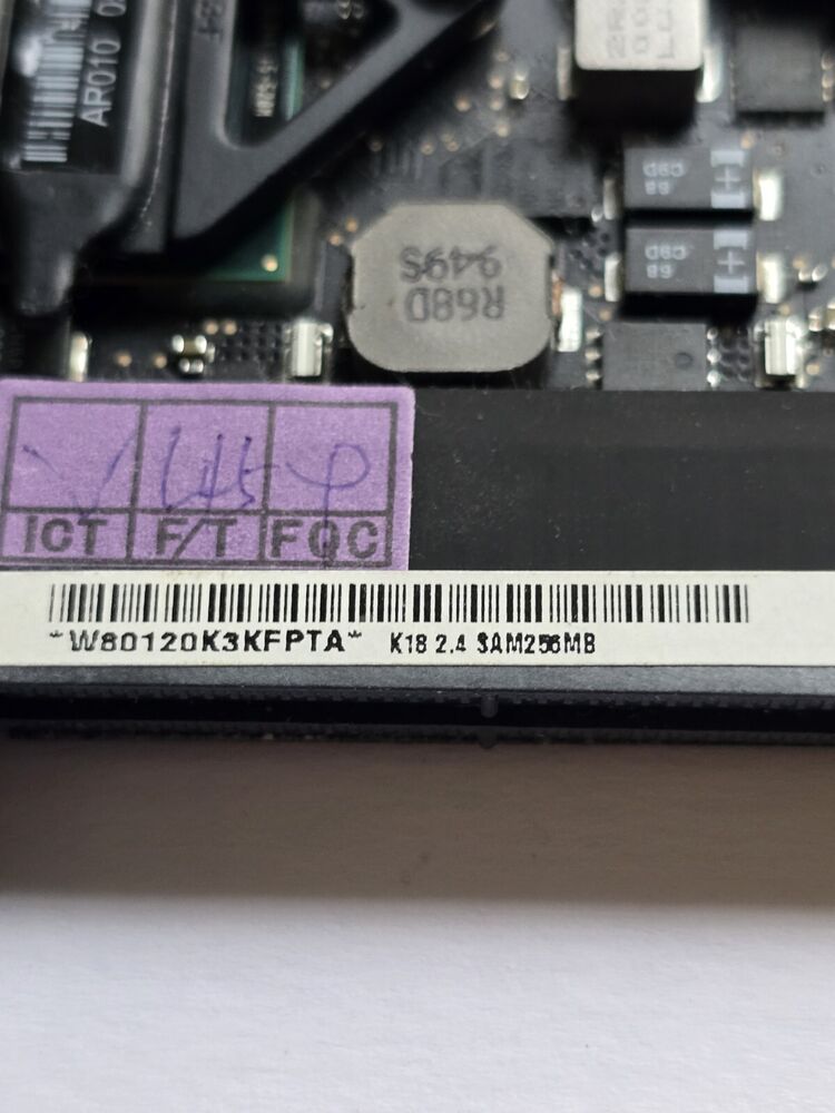 Apple MacBook Pro 15 Unibody A1286 i5 2.4GHz Logic Board 820-2850-A 2010