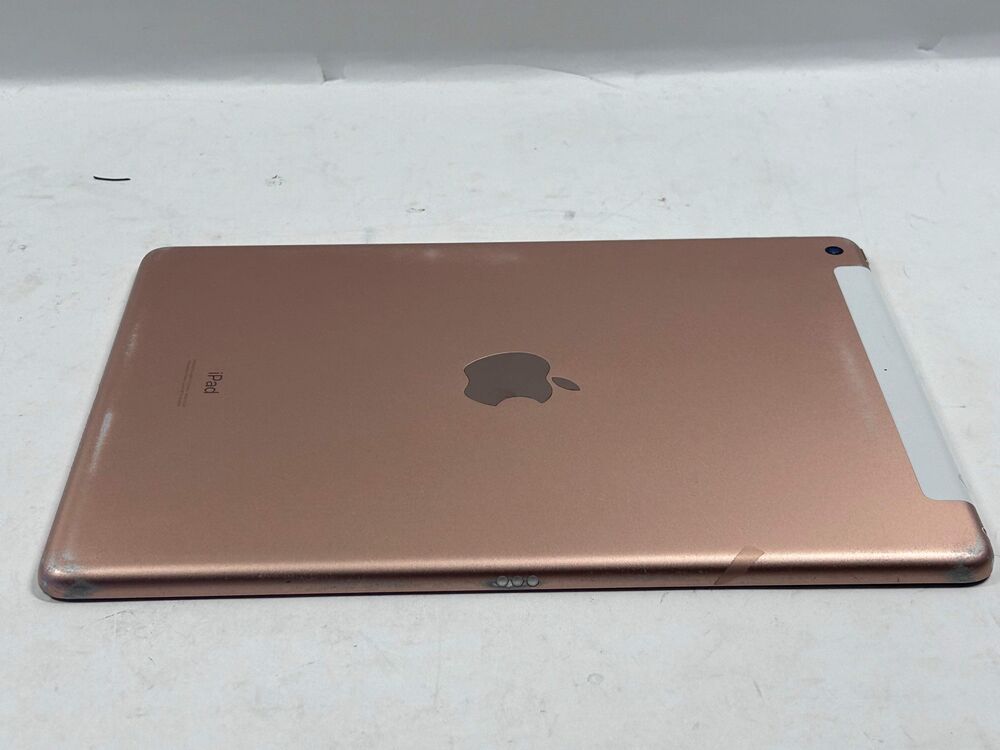 Unlocked Apple iPad 7th Gen 32GB - MW6Y2LL/A (Broken)