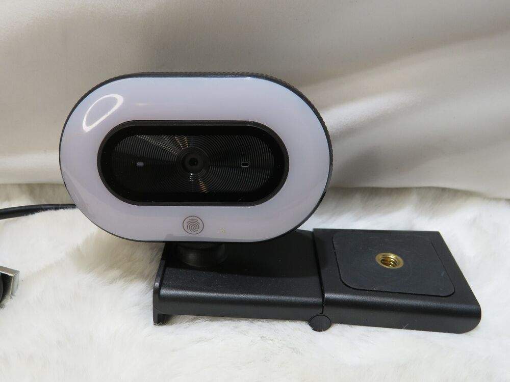 MEE audio CL8A 1080p Live Webcam with LED Ring Light