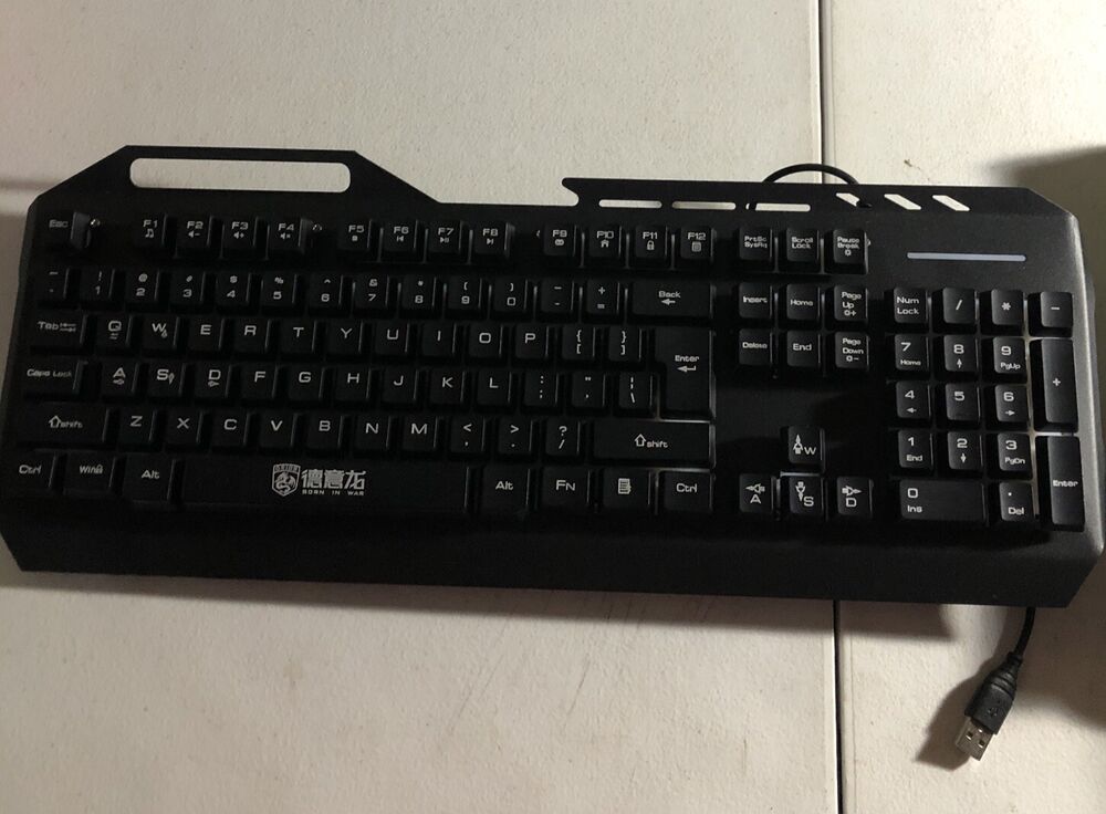 Battleship Rainbow Backlit Gaming Keyboard DY-M303