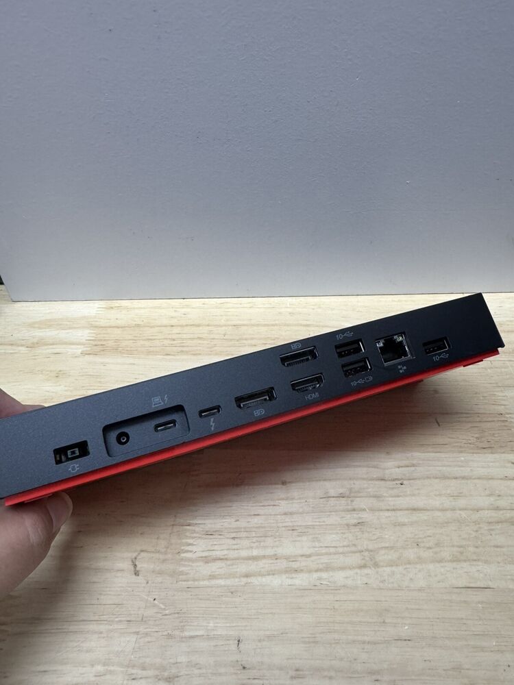 Lenovo ThinkPad Universal Thunderbolt 4 Dock Station Type 40B0 DK2131 - No AC