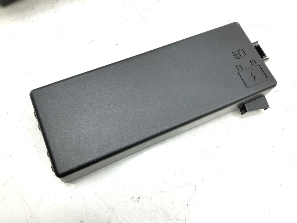 2014-2019 Maserati Ghibli S Q4 Rear Fuse Relay Box OEM