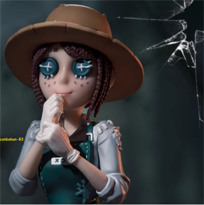 Identity V 17cm PVC Gardener Figurine Model Ornament for Cosplay and Game Peripherals