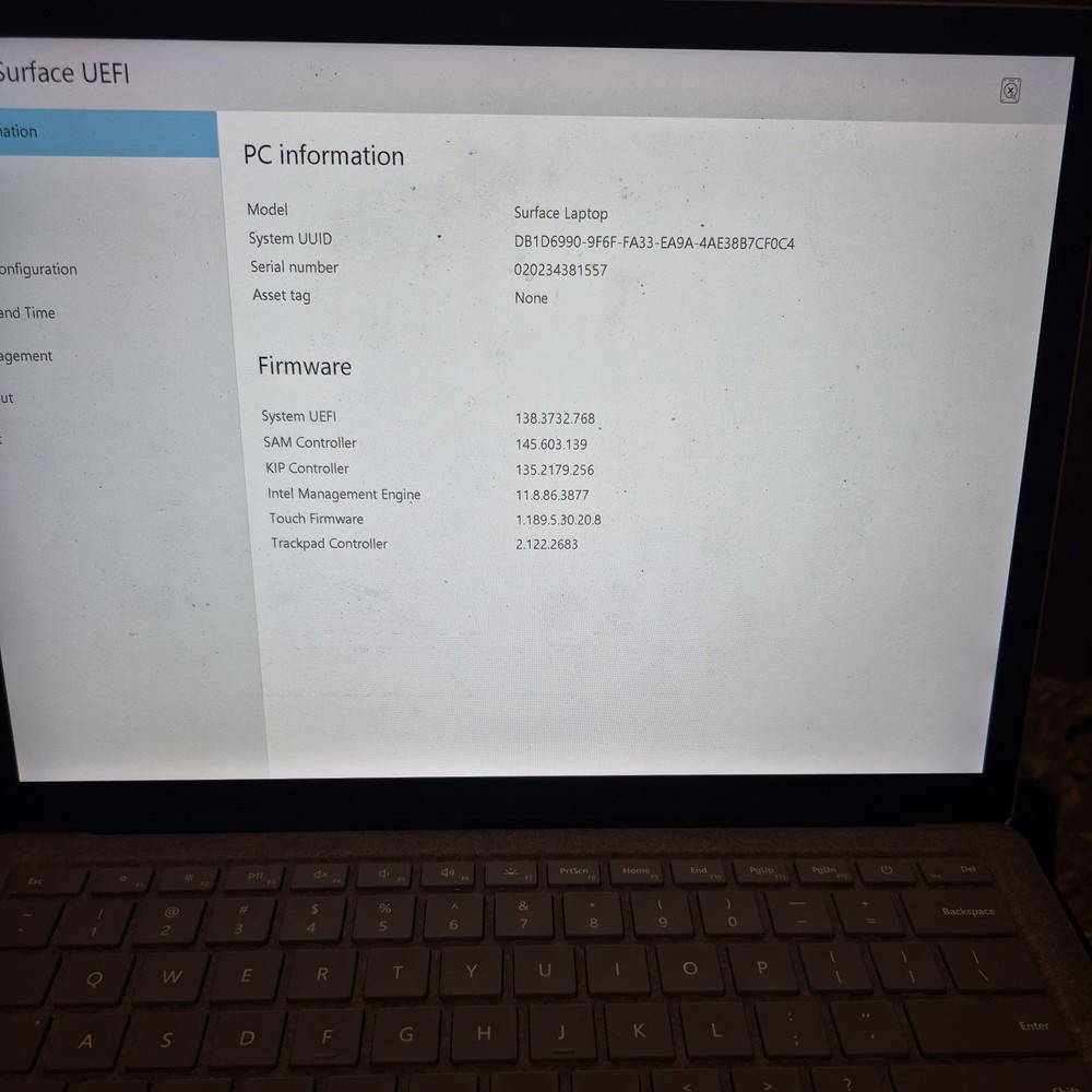 Microsoft Surface Laptop 1st Gen 1769 Core i5-7200U 8GB RAM 256GB SSD No OS