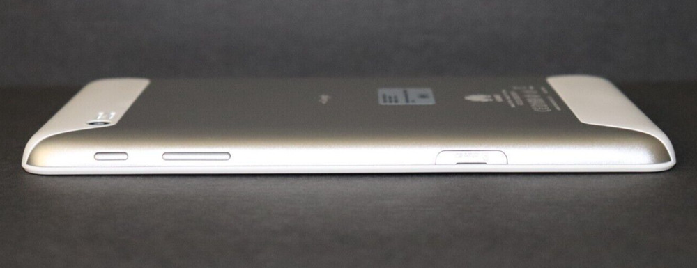 Huawei MediaPad-7 Lite Tablet with Bluetooth, Wi-Fi, and Micro-CD Card Slot