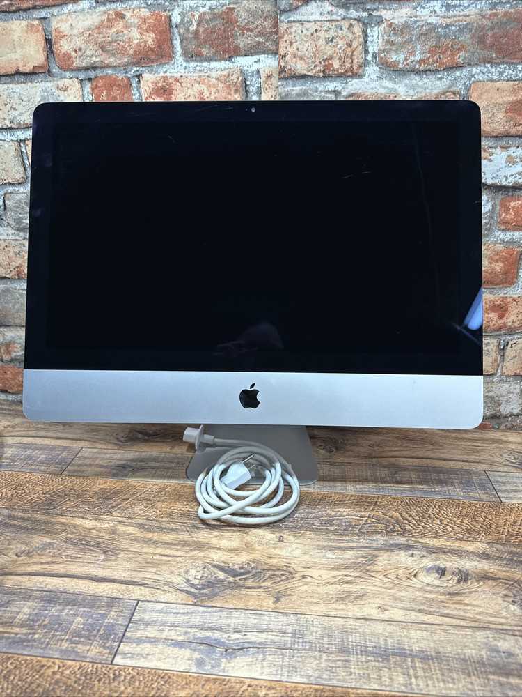 Apple iMac 21.5” (2017) A1418 Core i5-7360U 2.30GHz 8GB RAM 256GB SSD All-in-One