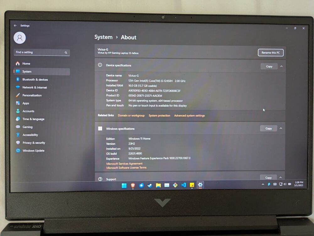 HP Victus Gaming Laptop 15.6 FHD 144Hz, Intel i5-12450H, 16GB RAM, 512GB SSD, GTX 1650