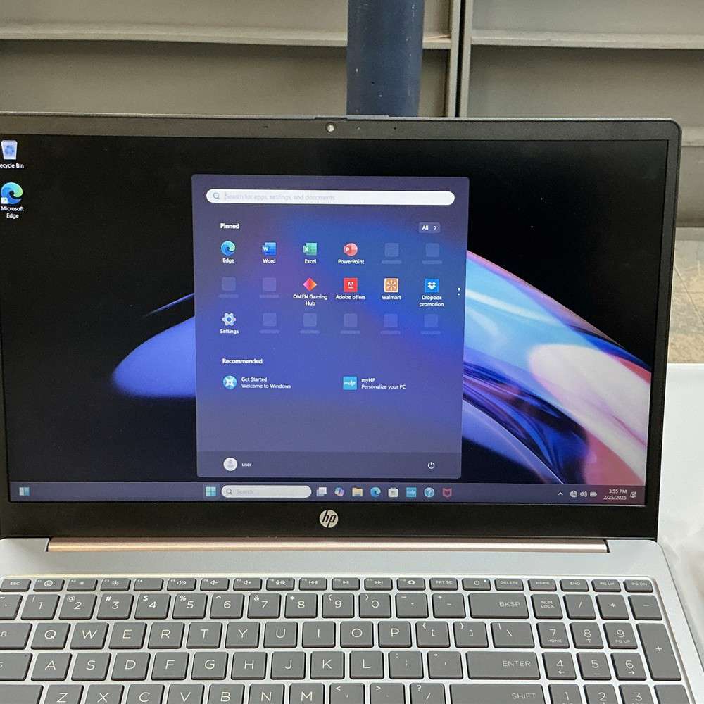 HP 15-fc0039wm 15.6" FHD Laptop with Ryzen 5 7520U, AMD Radeon Graphics, 8GB RAM, 256GB SSD